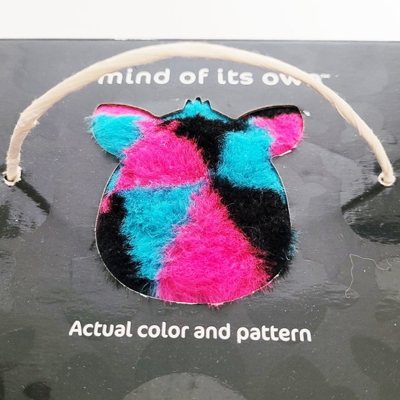 Hasbro Furby Boom 2013 Interactive Pink Blue Black Triangles - NIB - Picture 7 of 11